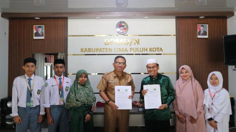 MoU Ponpes Al Kautsar dengan DPMD/N Lima Puluh Kota